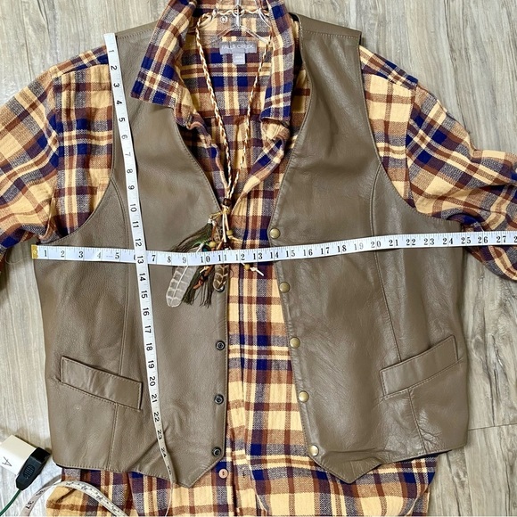Rustic LEATHER boho vest w southwestern vibe - Picture 13 of 13